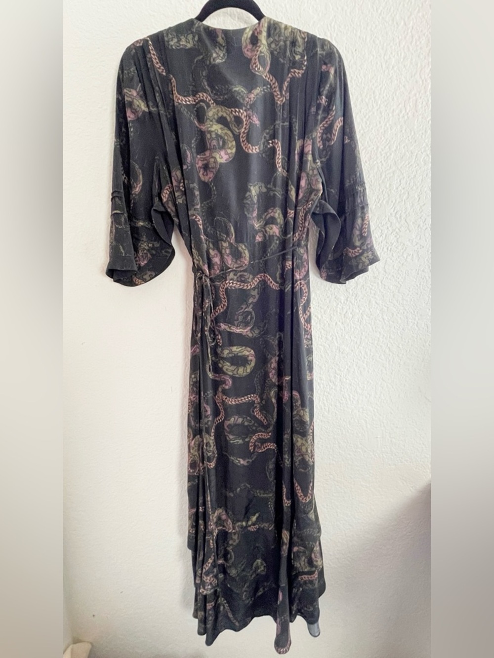 AllSaints Delana Tempest Wrap Slip Dress in deep green with snake- print - Picture 6 of 12